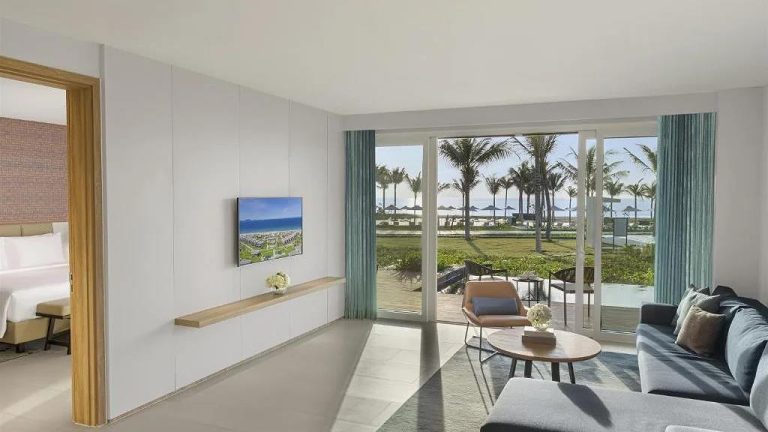 Cam Ranh beachfront villas