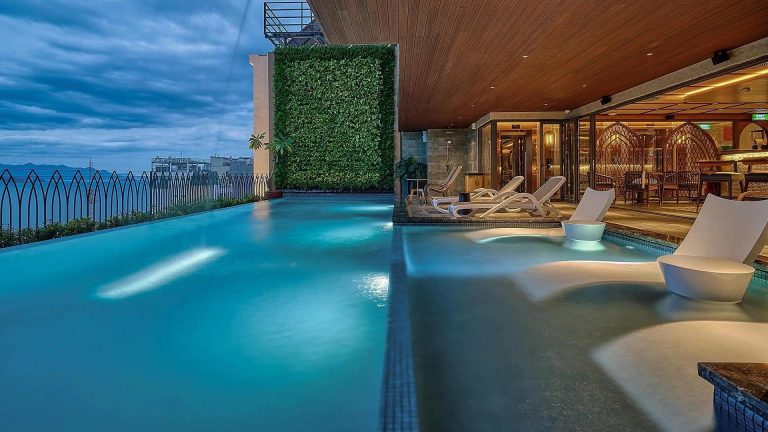 Luxury hotel in Nha Trang