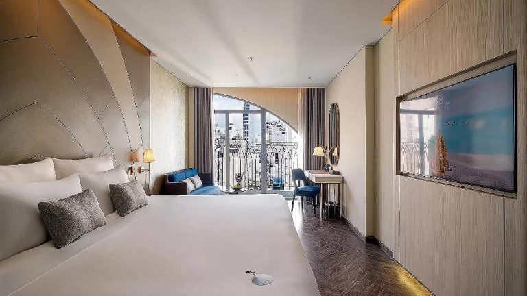 Best ocean view rooms Nha Trang