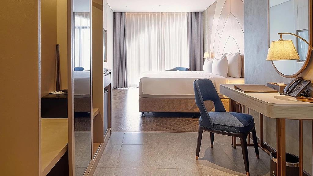 Best ocean view rooms Nha Trang
