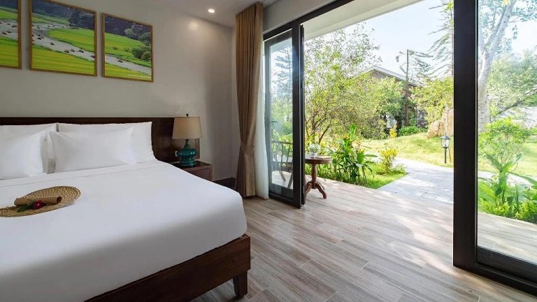 Bái Đính Riverside Resort & Spa