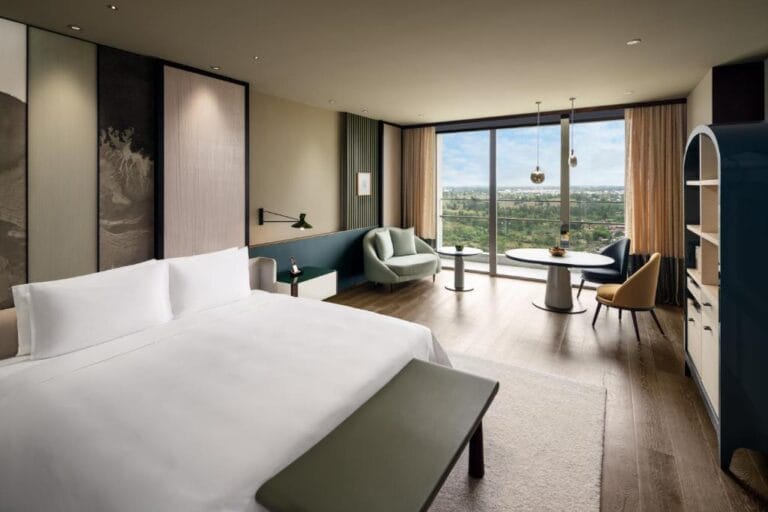 Deluxe Ocean 2 bed 1