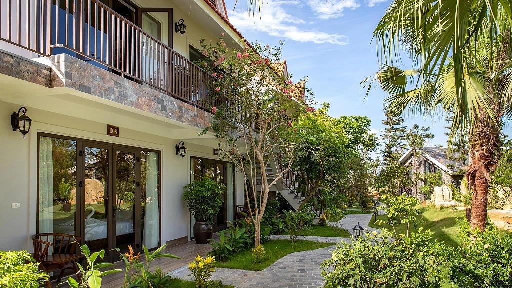 Bái Đính Riverside Resort & Spa