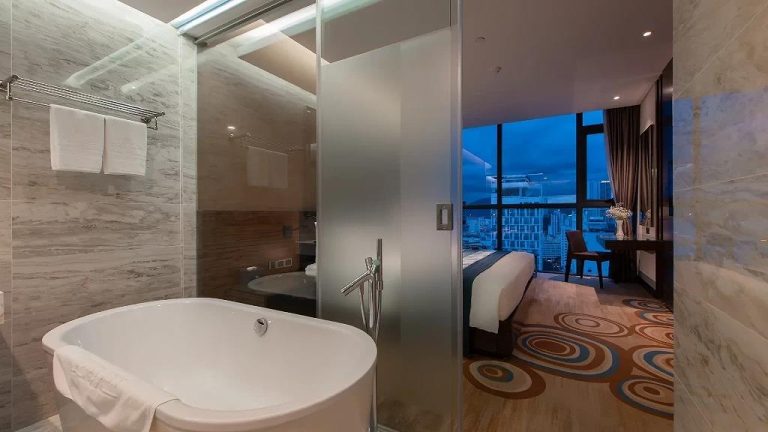 Queen Ann Nha Trang Hotel