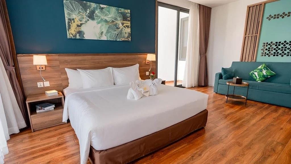 Luxury Beachfront Resort Ho Tram