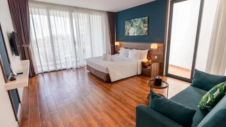 Luxury Beachfront Resort Ho Tram