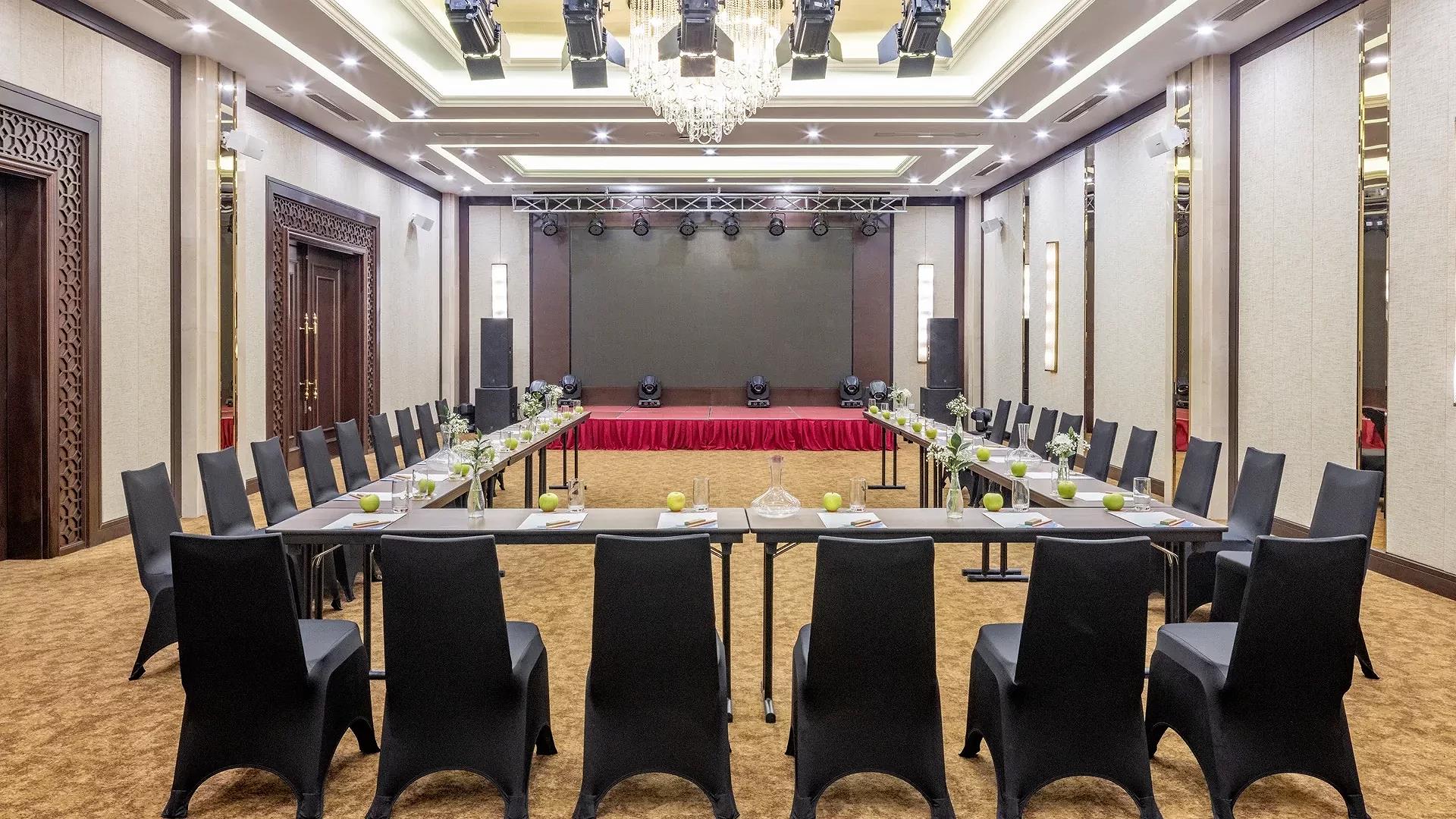 Luxury hotel Hai Phong