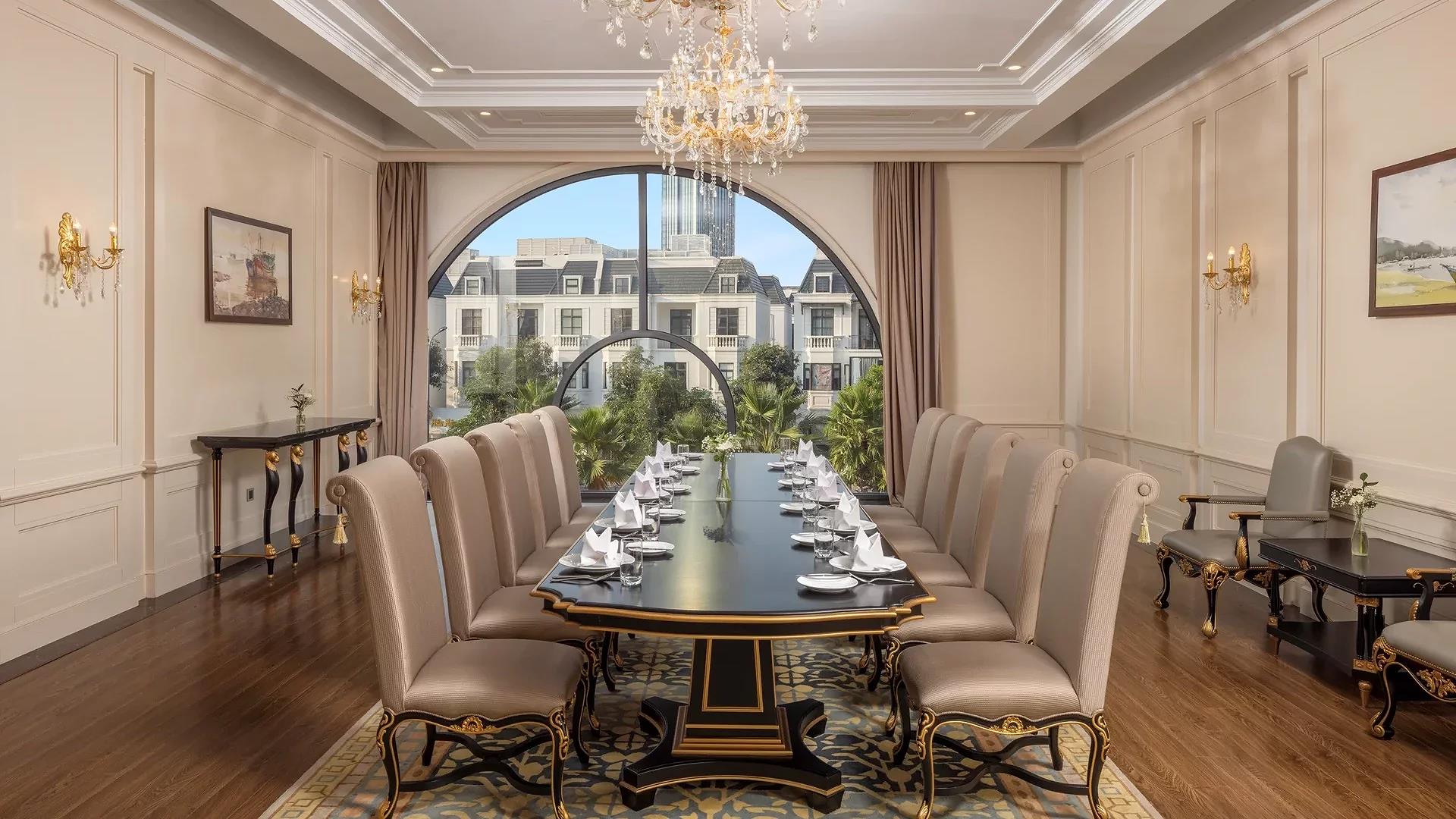 Luxury hotel Hai Phong