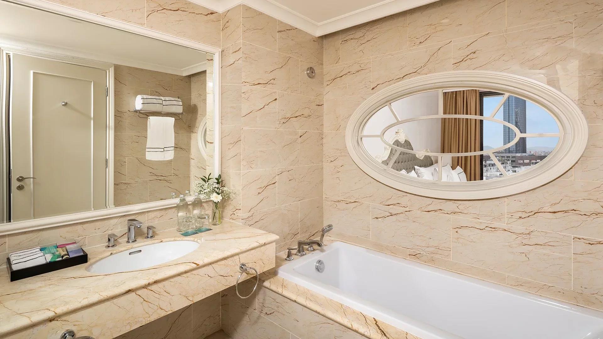 Melia Vinpearl Hai Phong Rivera