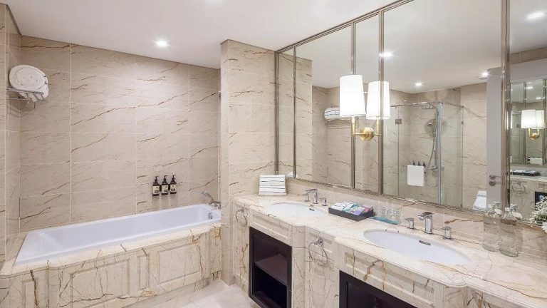 5-star accommodation Hai Phong