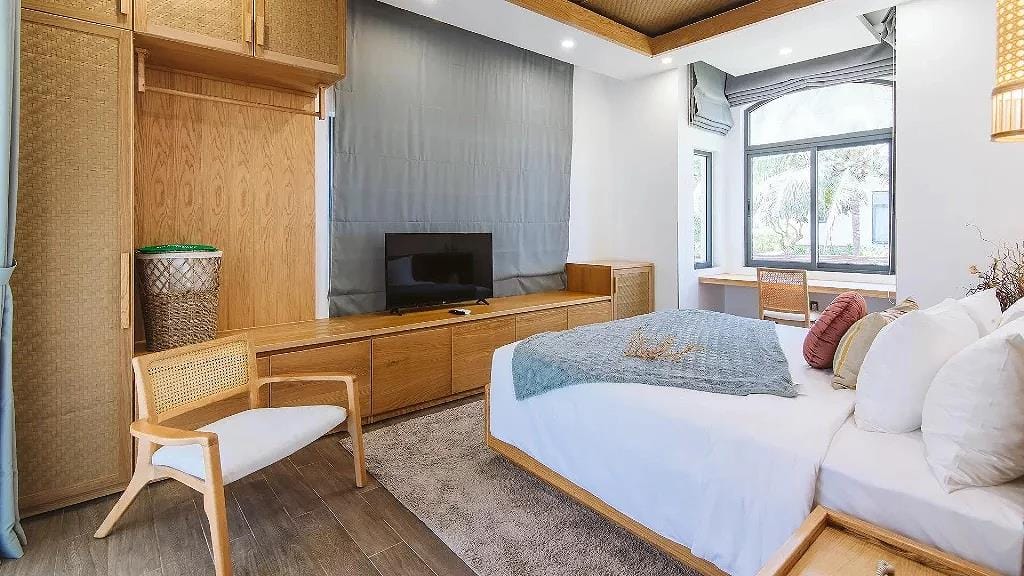 Luxury Beachfront Resort Ho Tram
