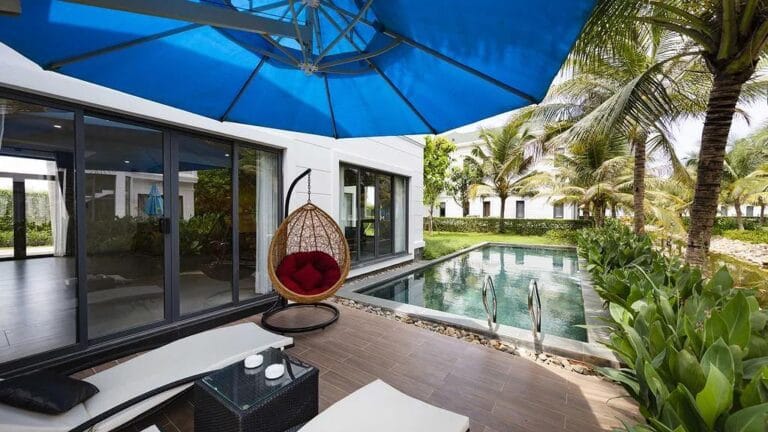 Beachfront Villas Ho Tram