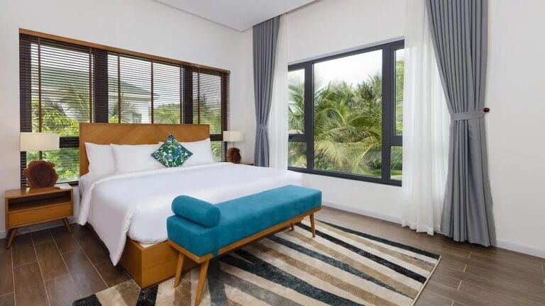 Beachfront Villas Ho Tram