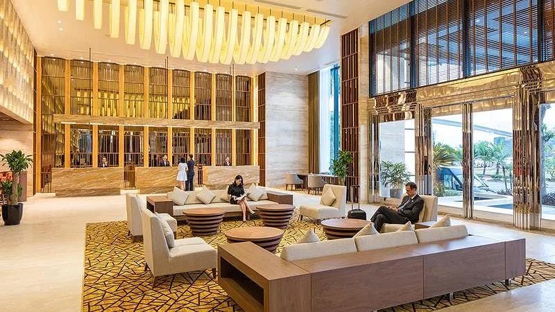 Luxury hotel in Ha Long Bay