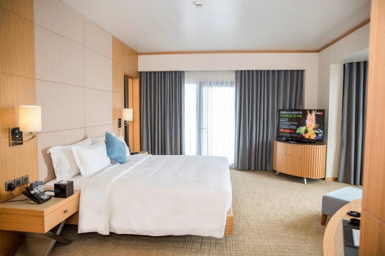 Wyndham Legend Halong