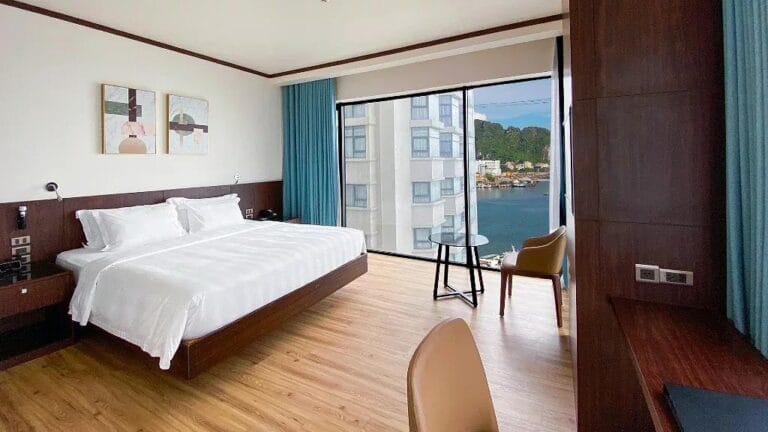 5-star hotel Bai Chay
